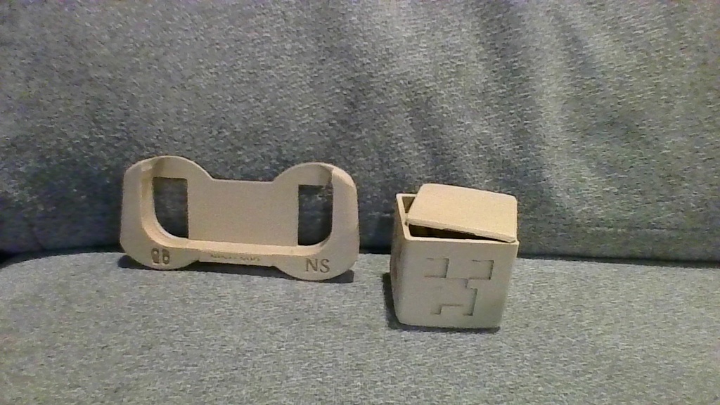Minecraft Game Case and Joy-Con Comfort Grip