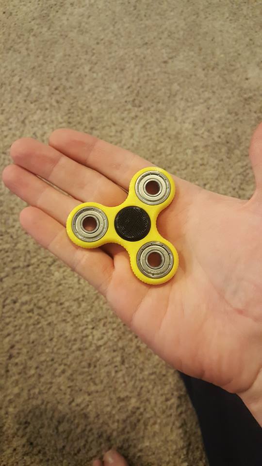 Tri-Spinner With Ridges