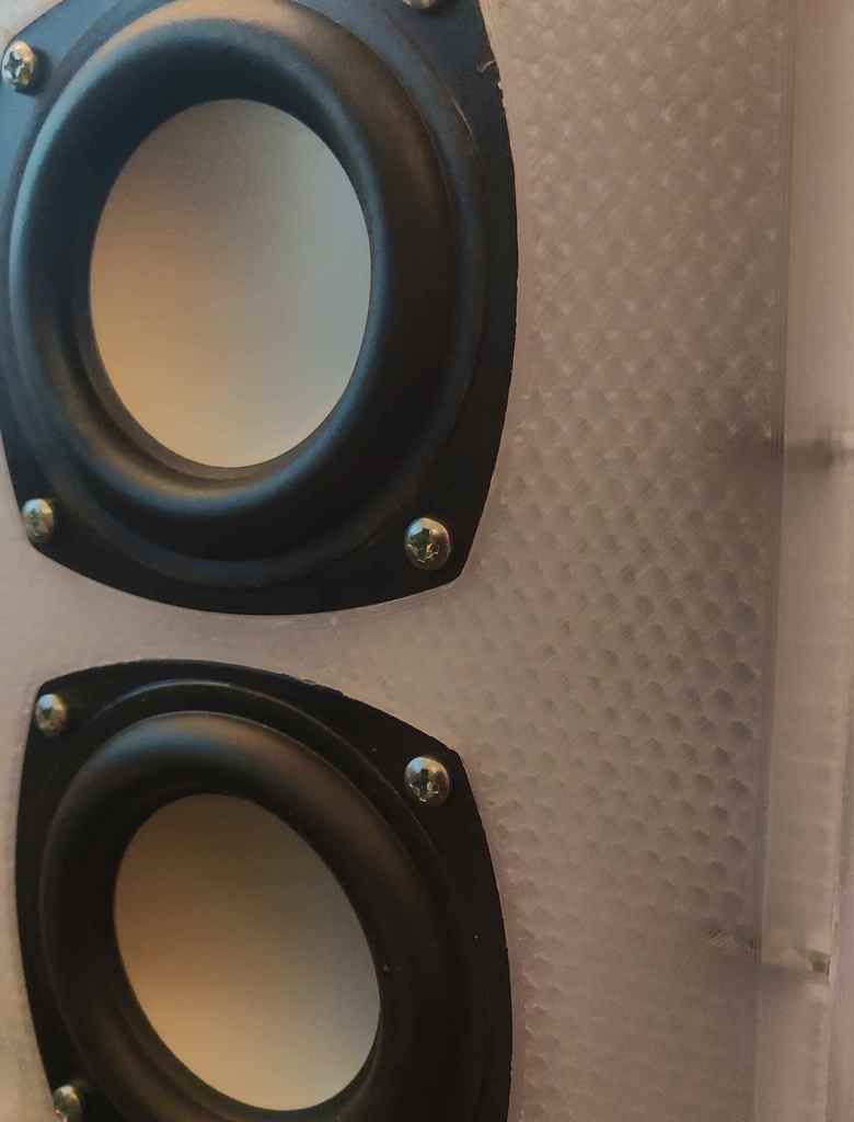 Dayton Audio, ND90­8 (Aura Sound NS3-193-8A (1)) Loudspeaker prototype version 1.