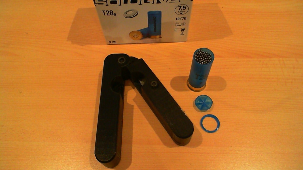 12 gauge cartridge opener