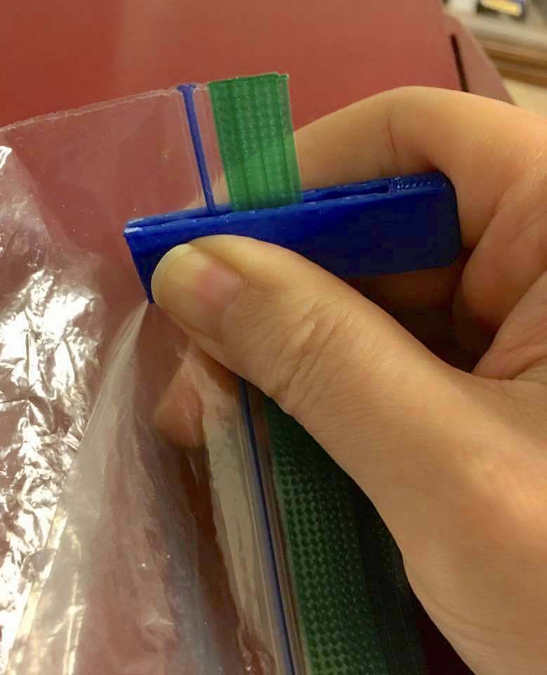 Zip sealer(slider to close zipper bag)