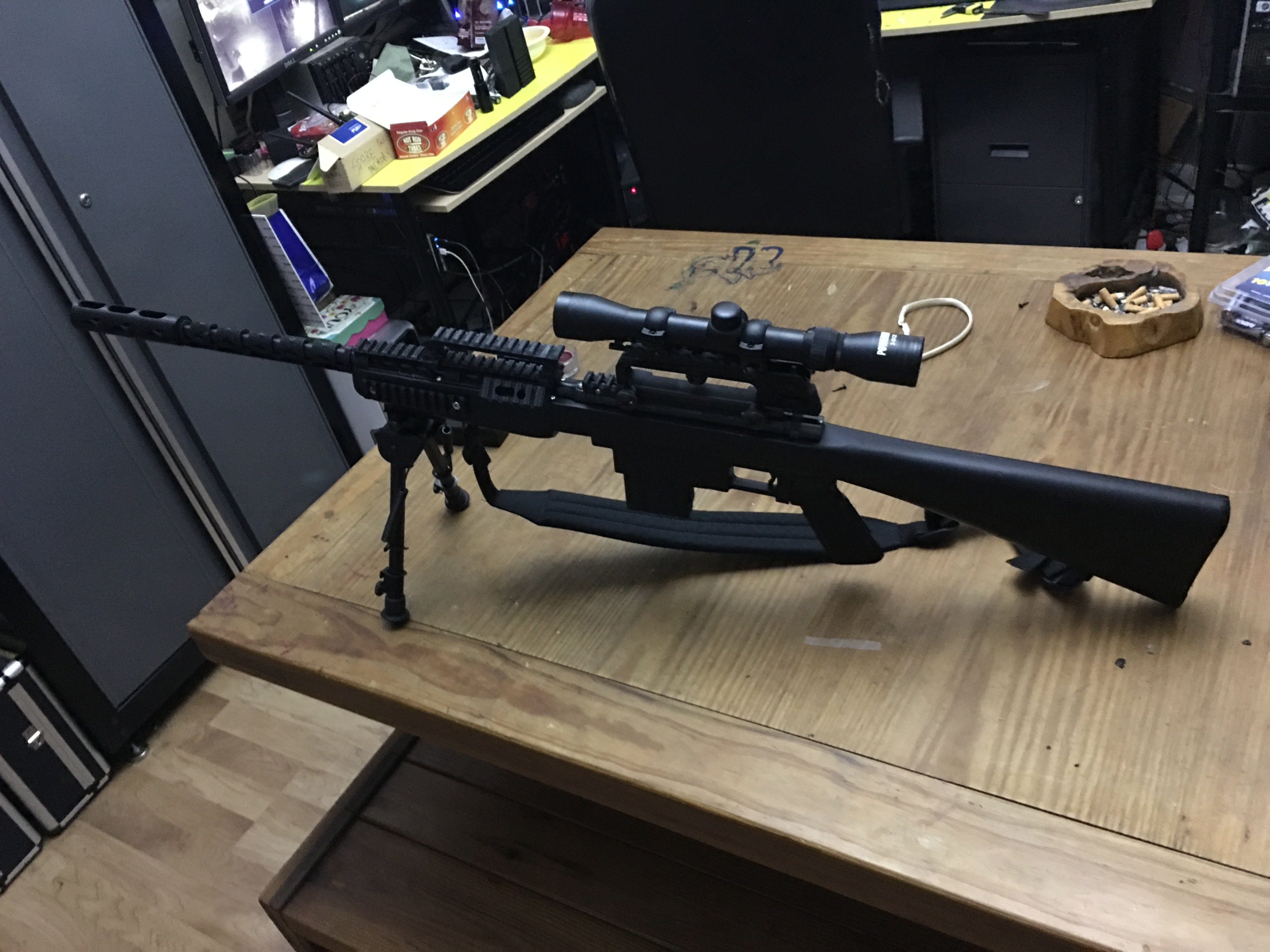 Kassnar / ARMSCOR / Squire Bingham M16 AR Style carry handle adapter rail