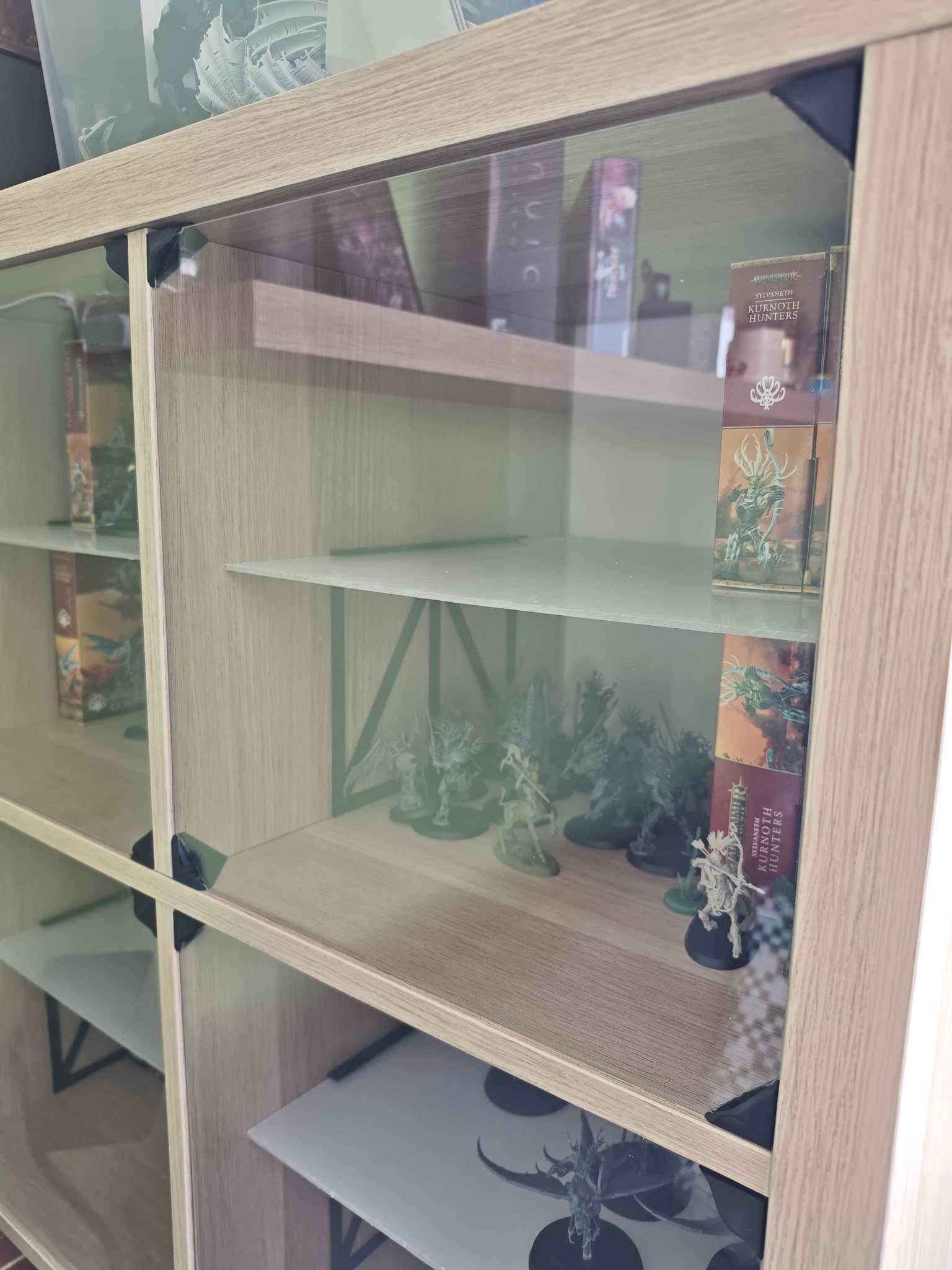 Magnetic Display Case for Ikea Kallax