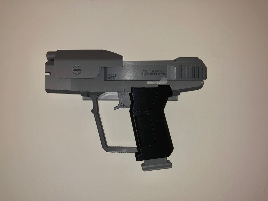 Halo Magnum Wall Mount