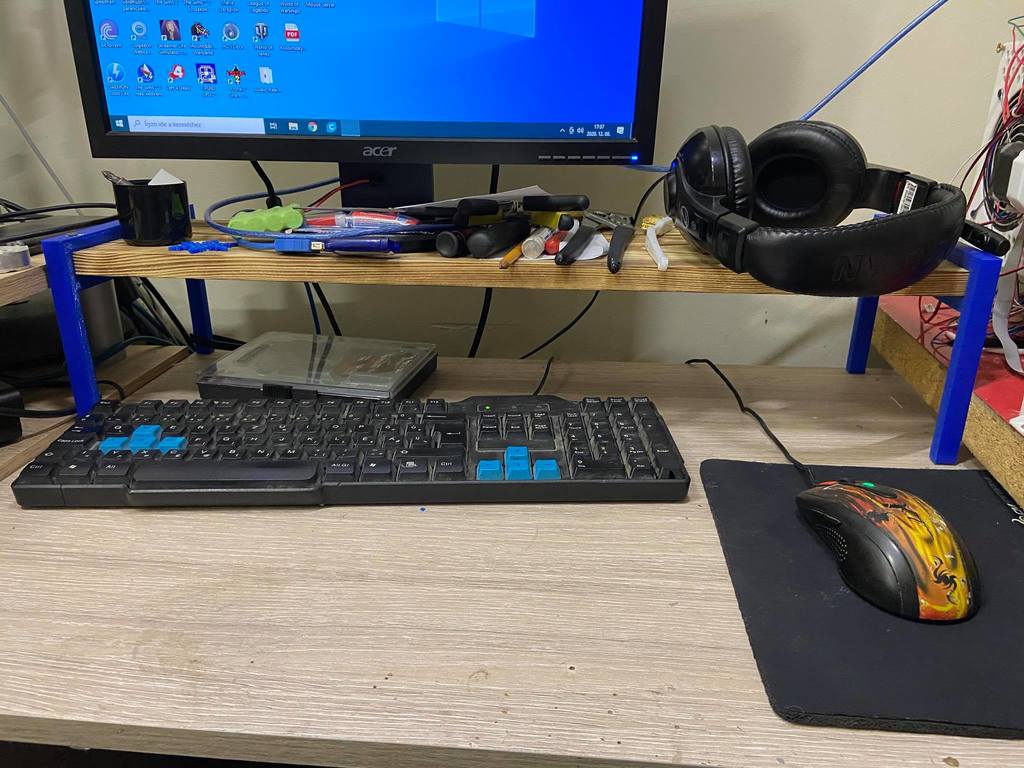 monitor stand 