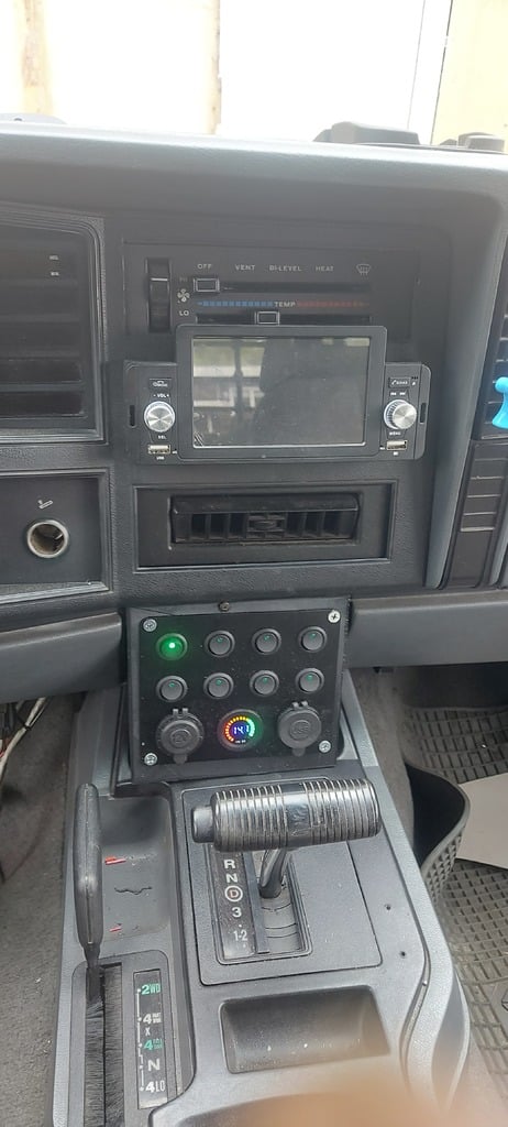 Jeep Cherokee (XJ) Switch Panel Frame