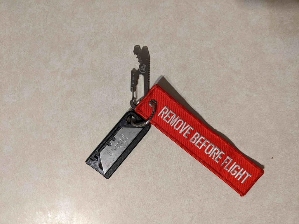 One-Hand Keychain Utility Knife
