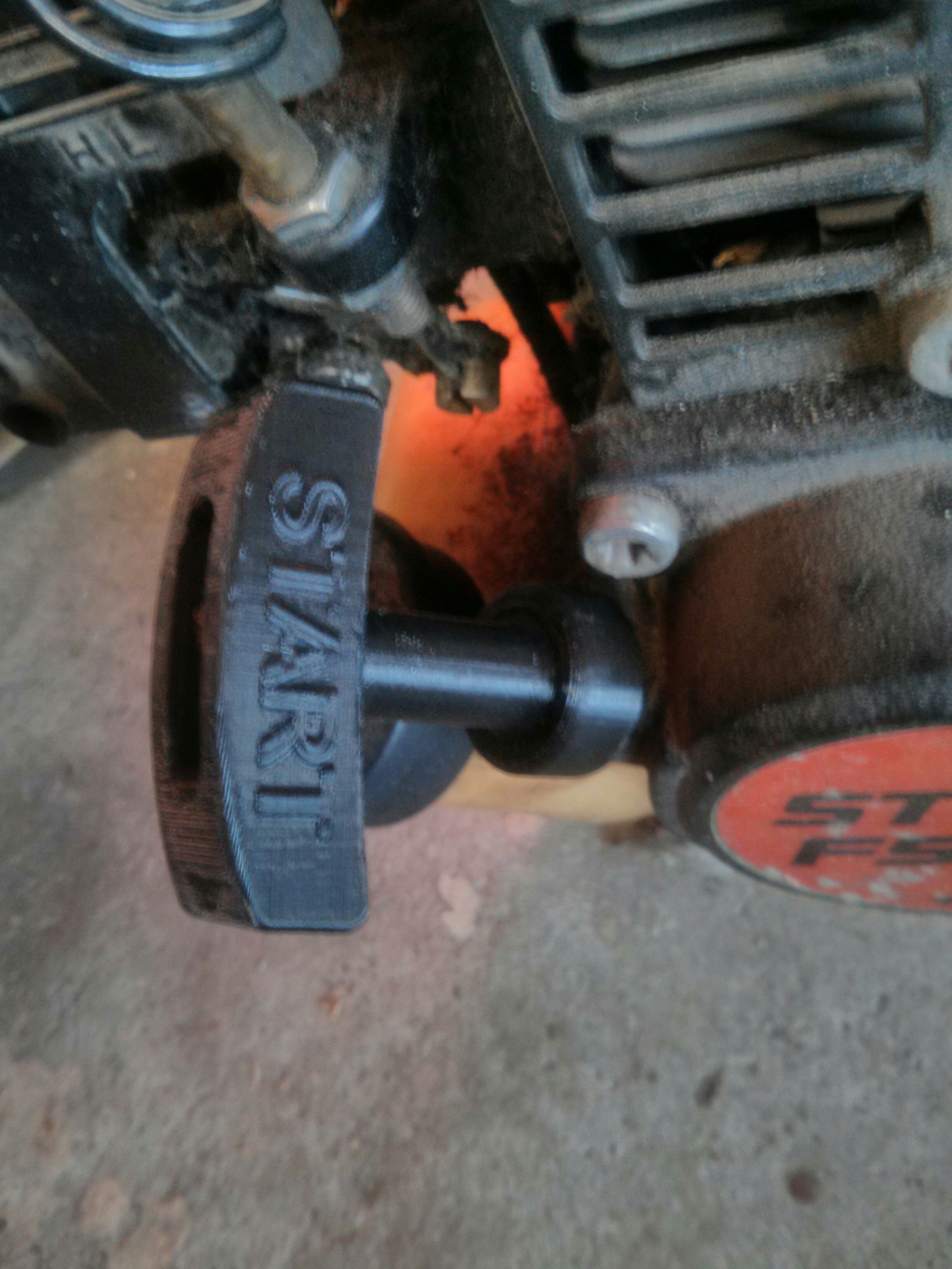 Twin holder for scythe