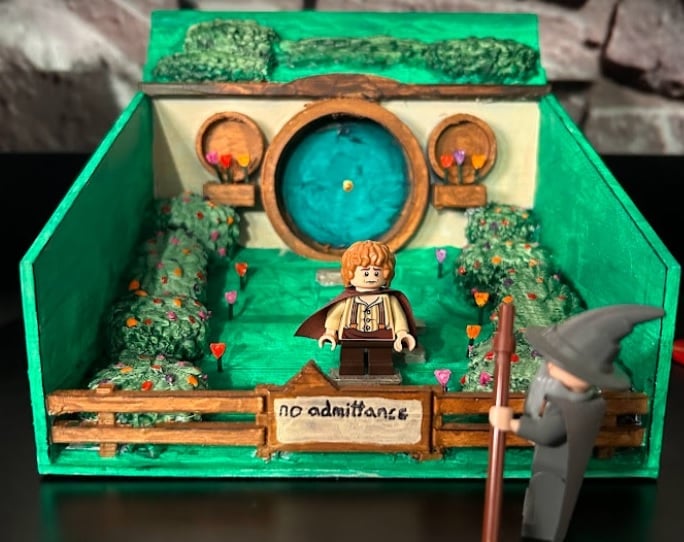 Hobbit Hole Book Nook