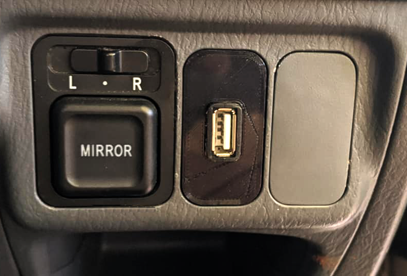 Honda Civic switch panel for USB Connecter