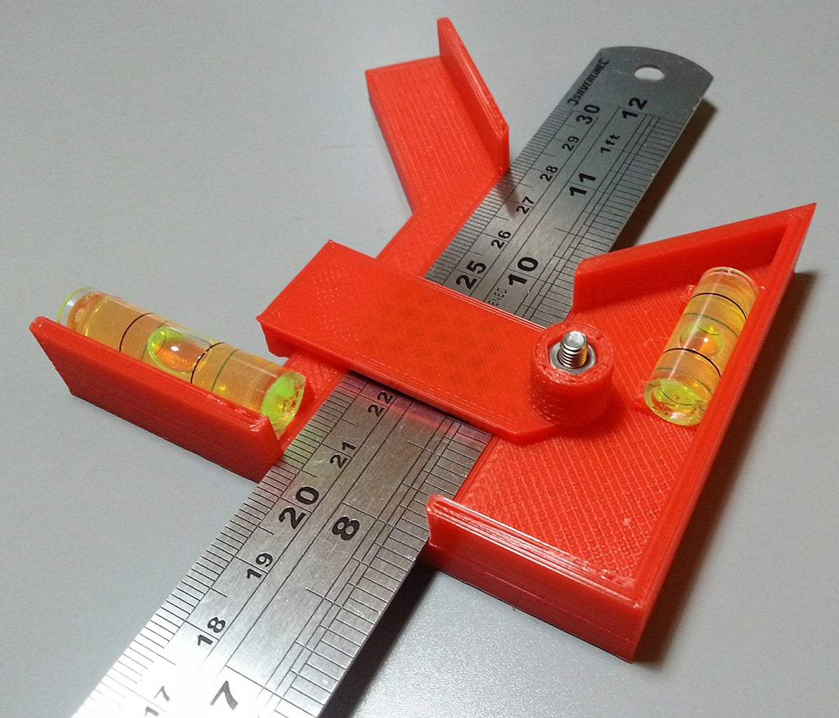 Equerre à combinaison / Combination square