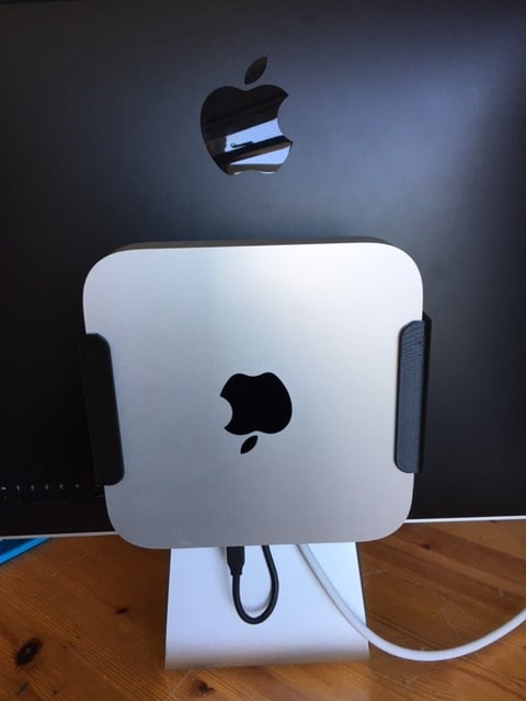 Mac Mini on iMac Stand