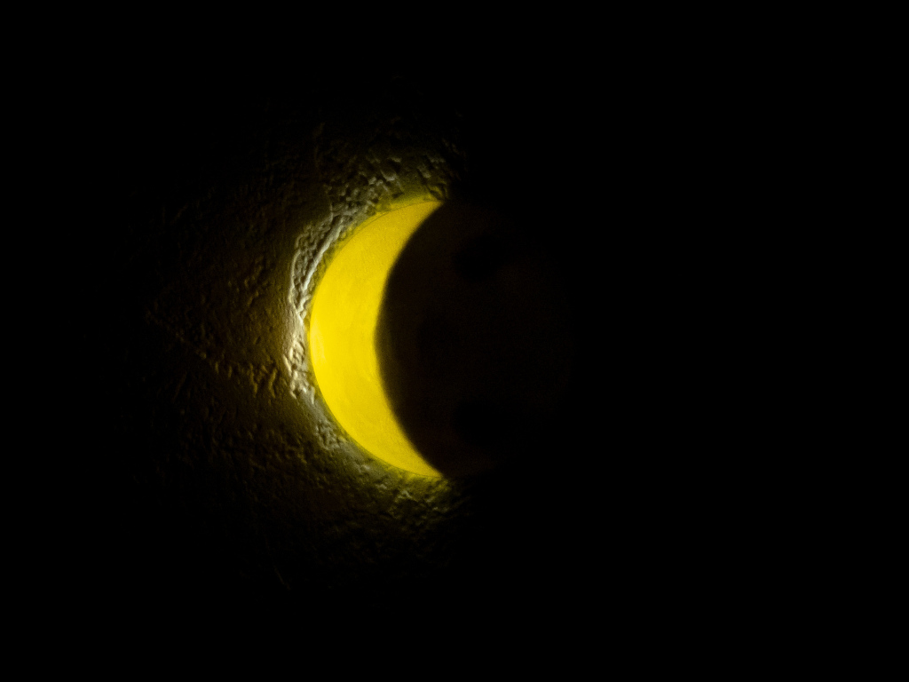 Half moon night light (solar powered)