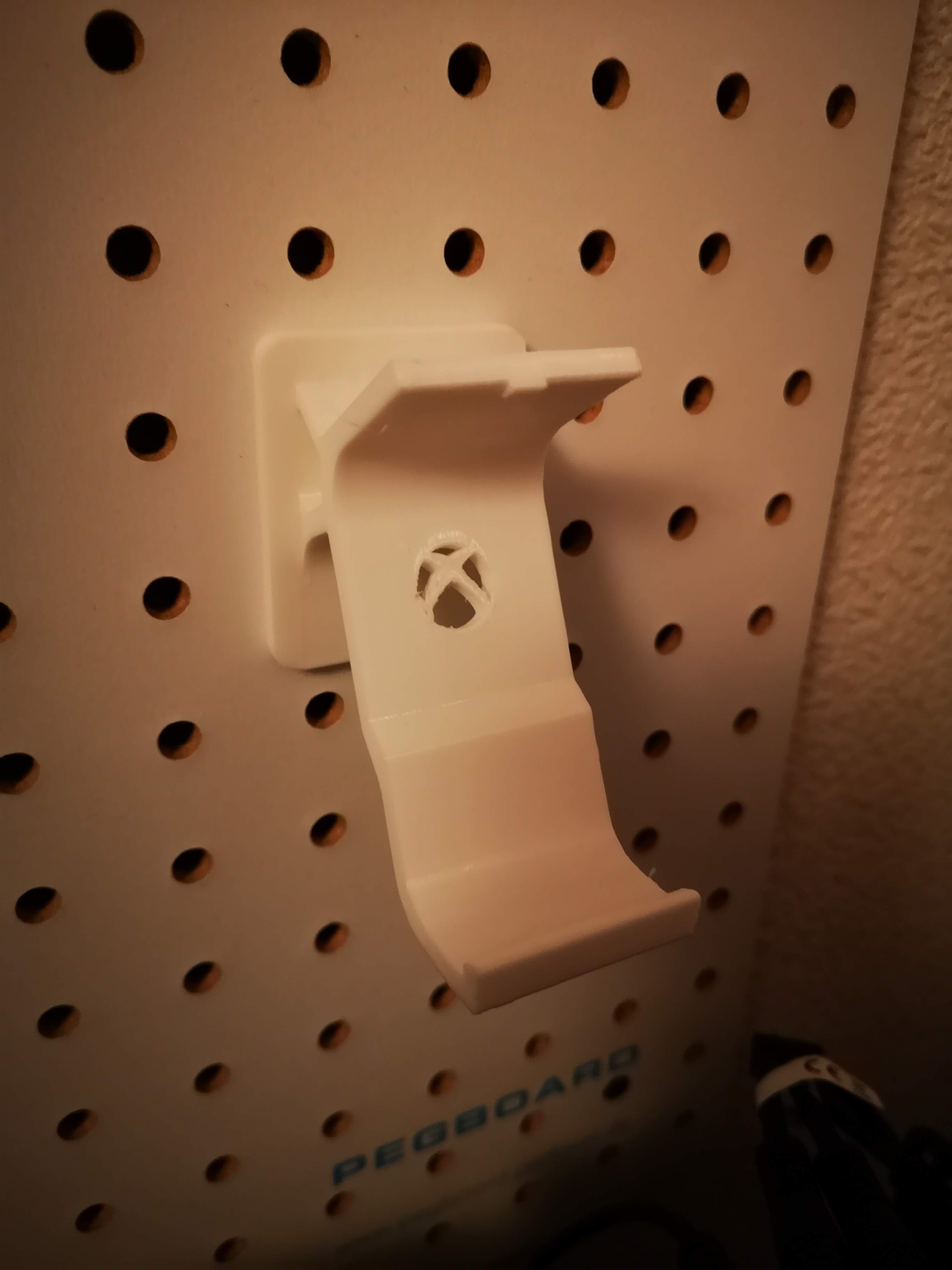 xbox controller holder of pegboard