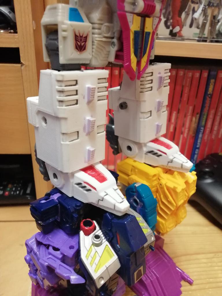 Abominus updated thigh armor