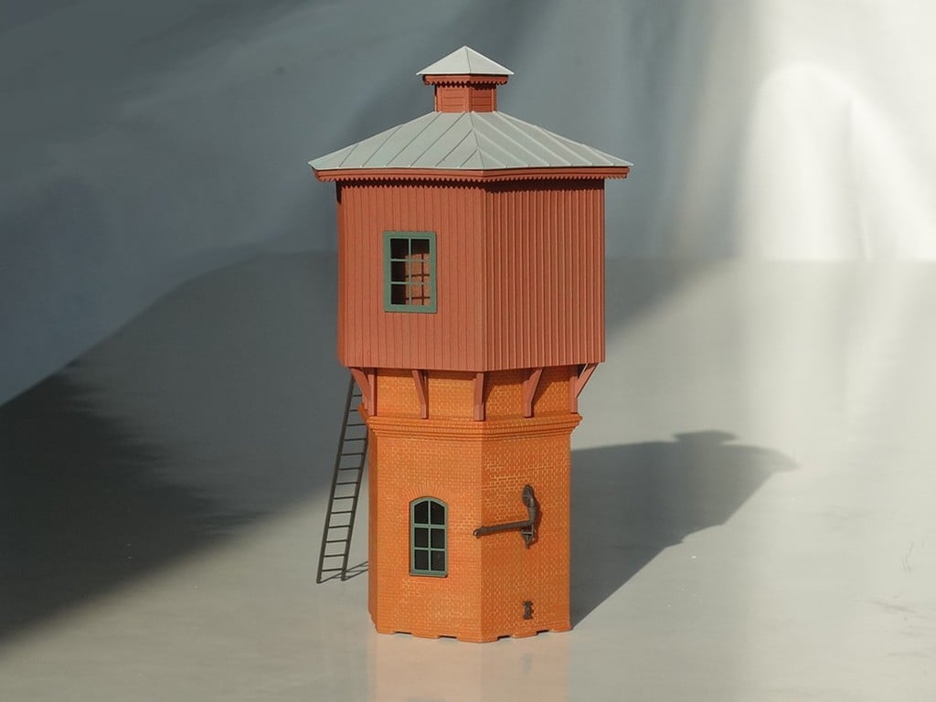 Small water tower 1:120
