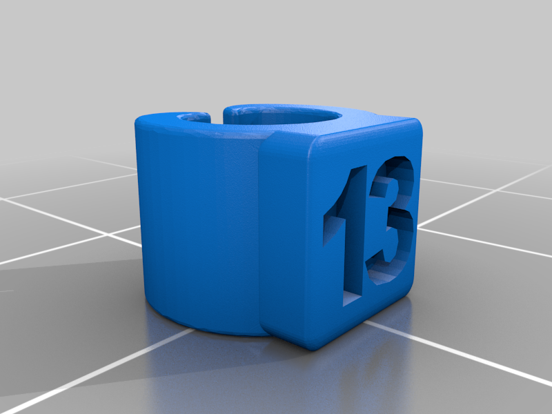Individual re-sizeable cable labels