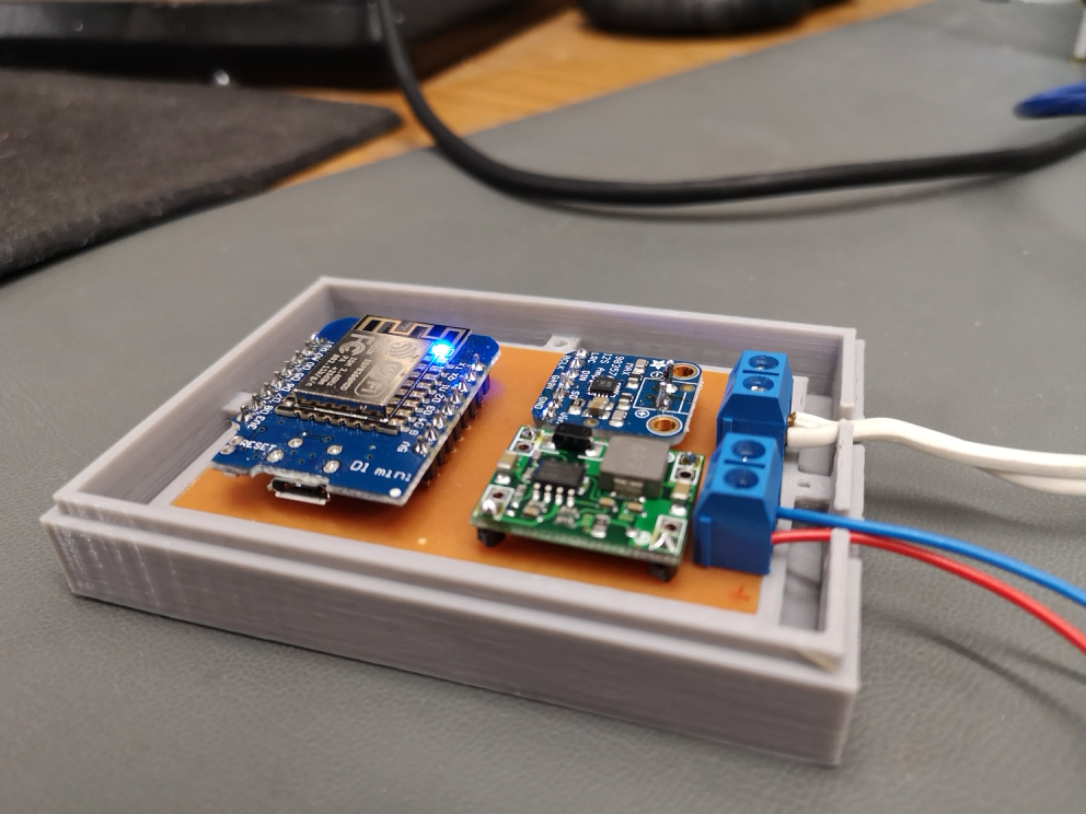 OpenSCAD, Customizable PCB housing