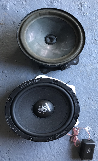 Audi A2 speaker adaptor