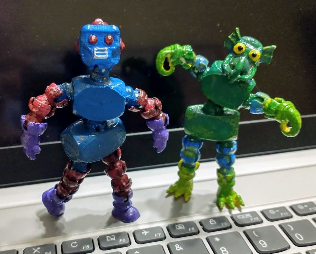 Poseable Poppin Bot Toy 2 - Claws, Tentacles, more Heads