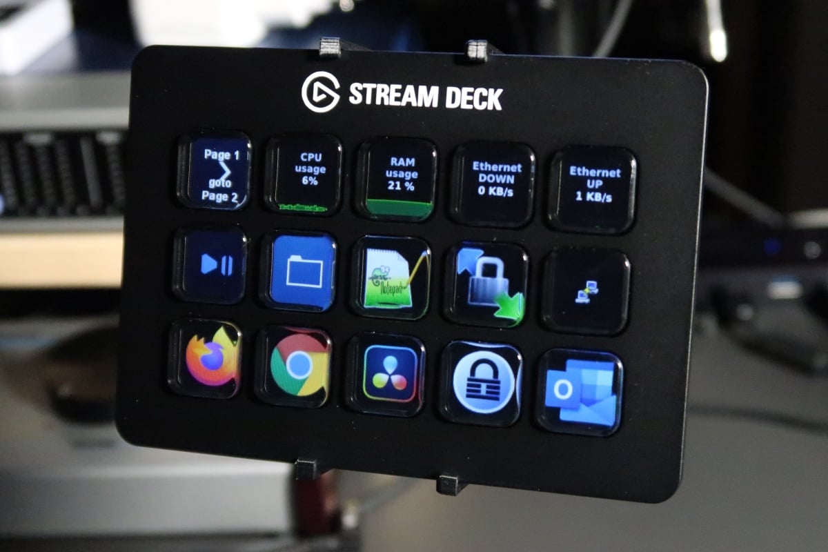 elgato Stream Deck MK.2 tripod mount