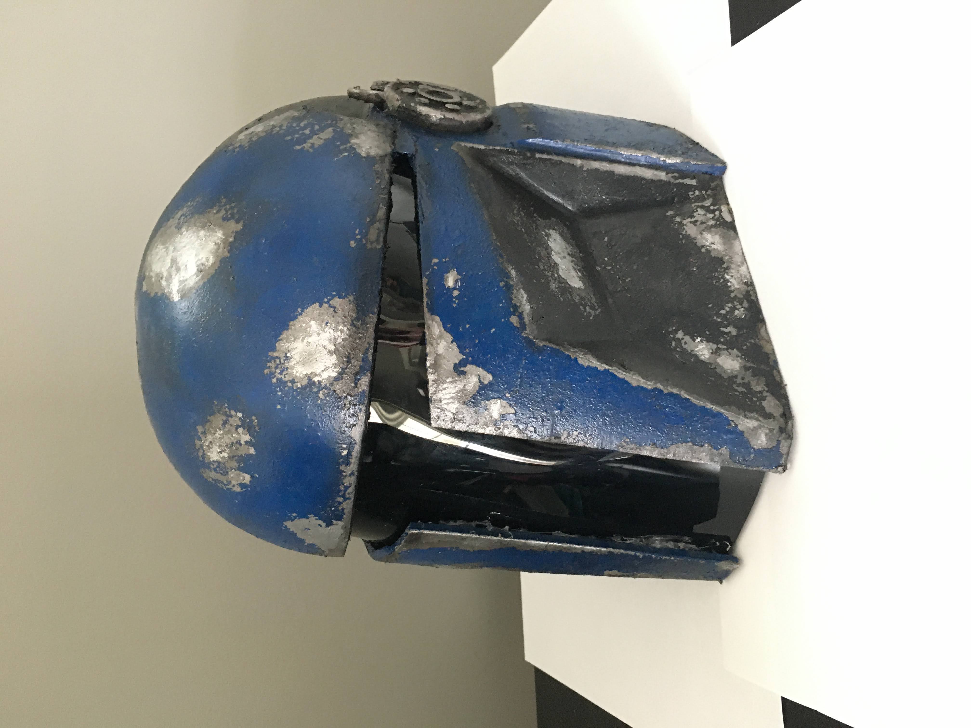 Mandalorian Helmet: The Pilot