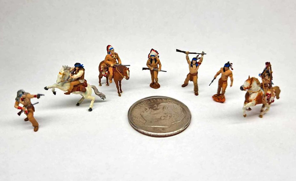 N Scale Native American Figures Circa 1800's