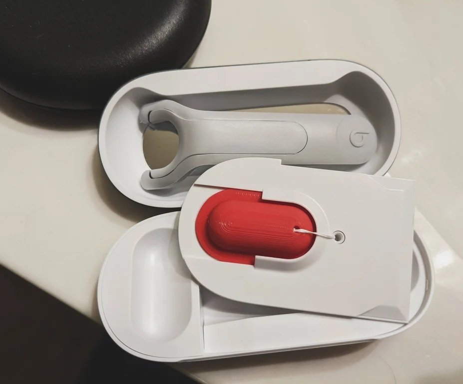 Refillable Floss Pick Pod for quip