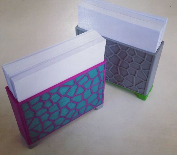 Voronoi Post-It dispenser