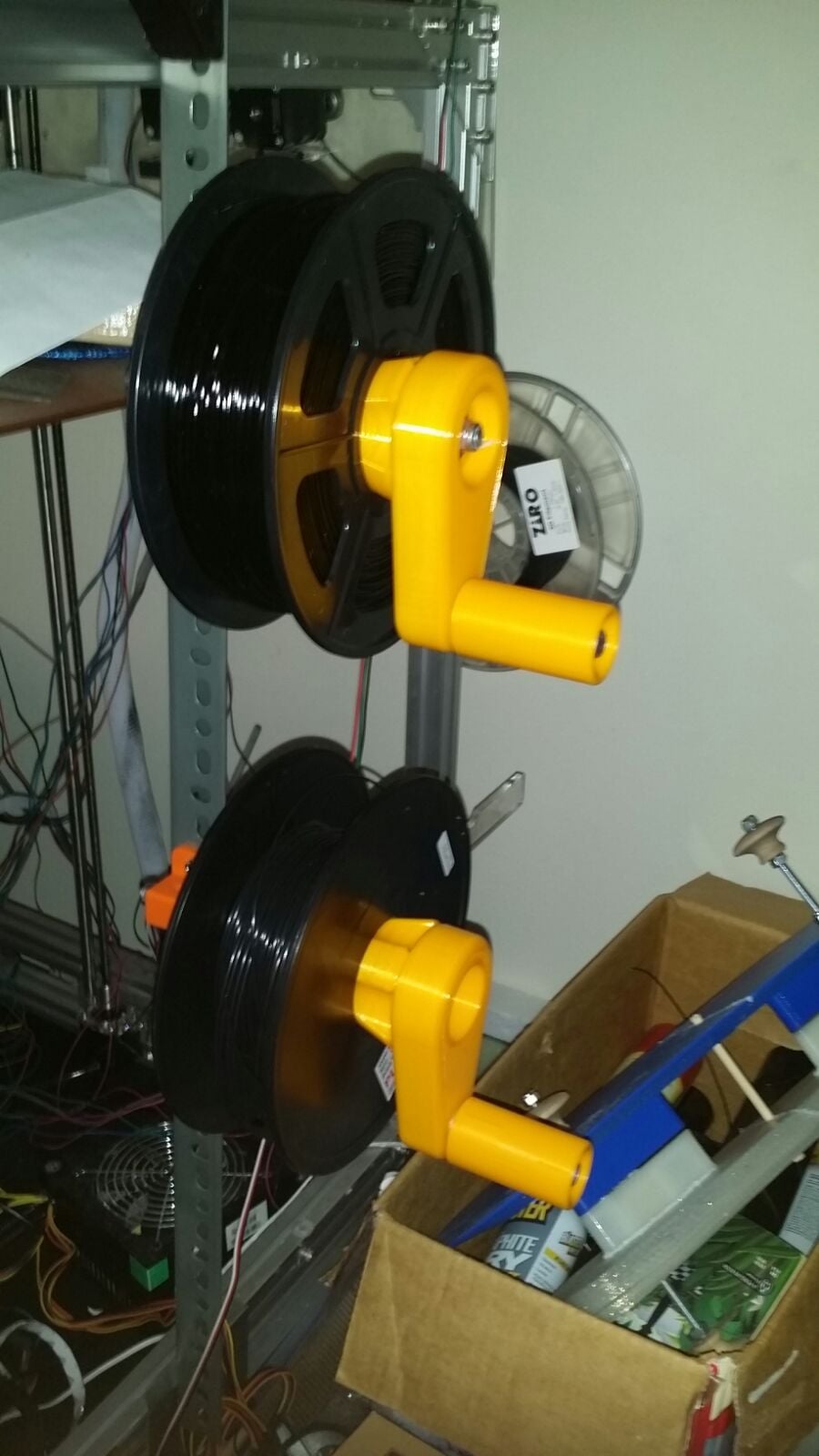 Quick Change Universal Spool Holder Crank