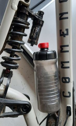 Fabric drinking bottle closure / cover MTB mountainbike