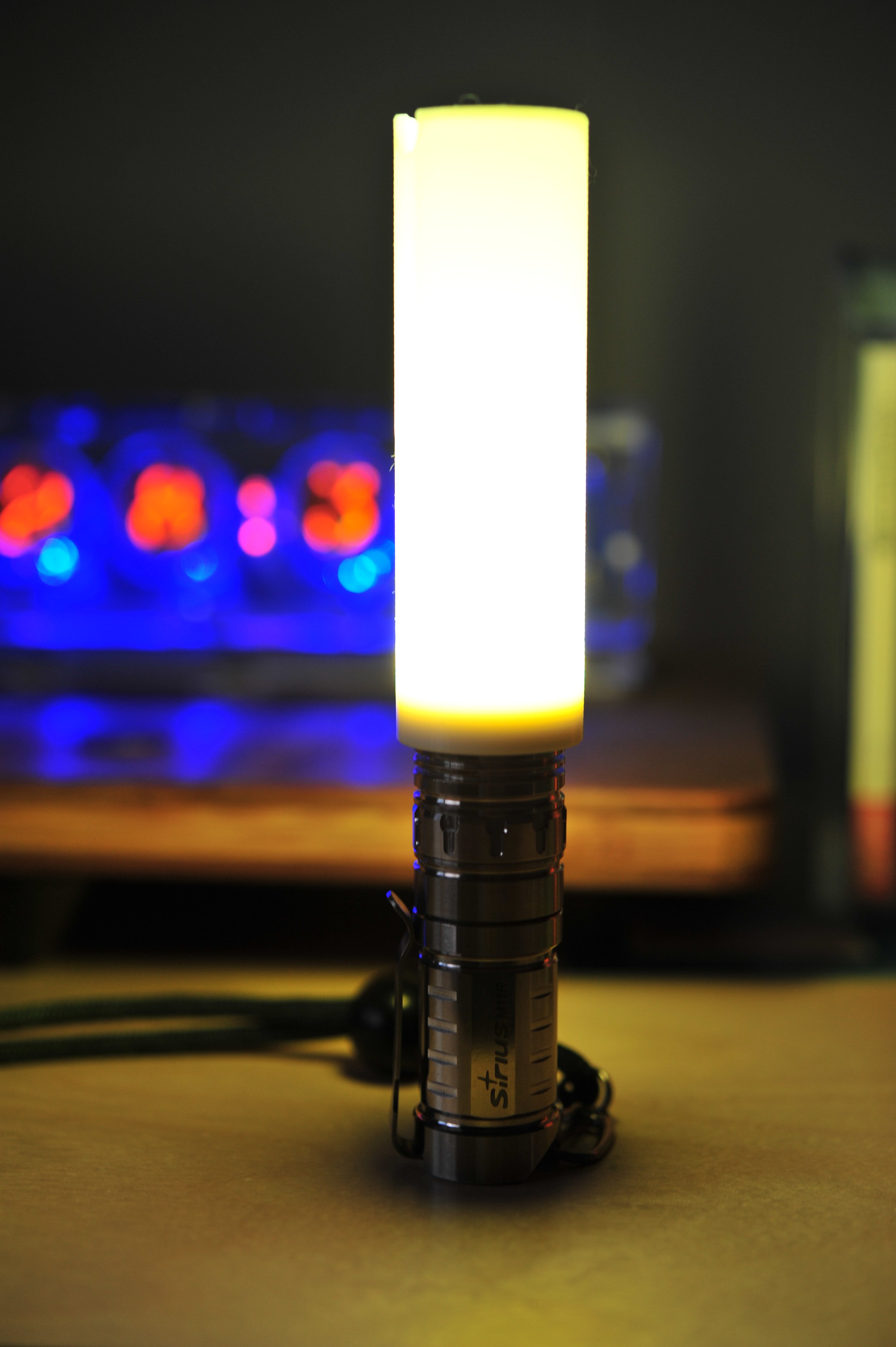 Flashlight diffuser