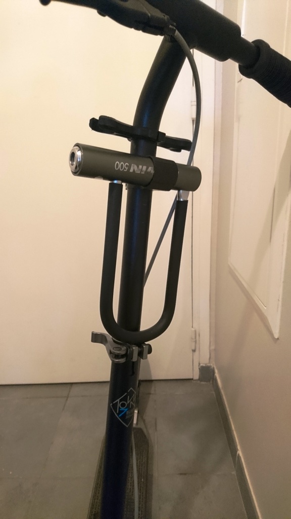 U-Lock holder for scooter