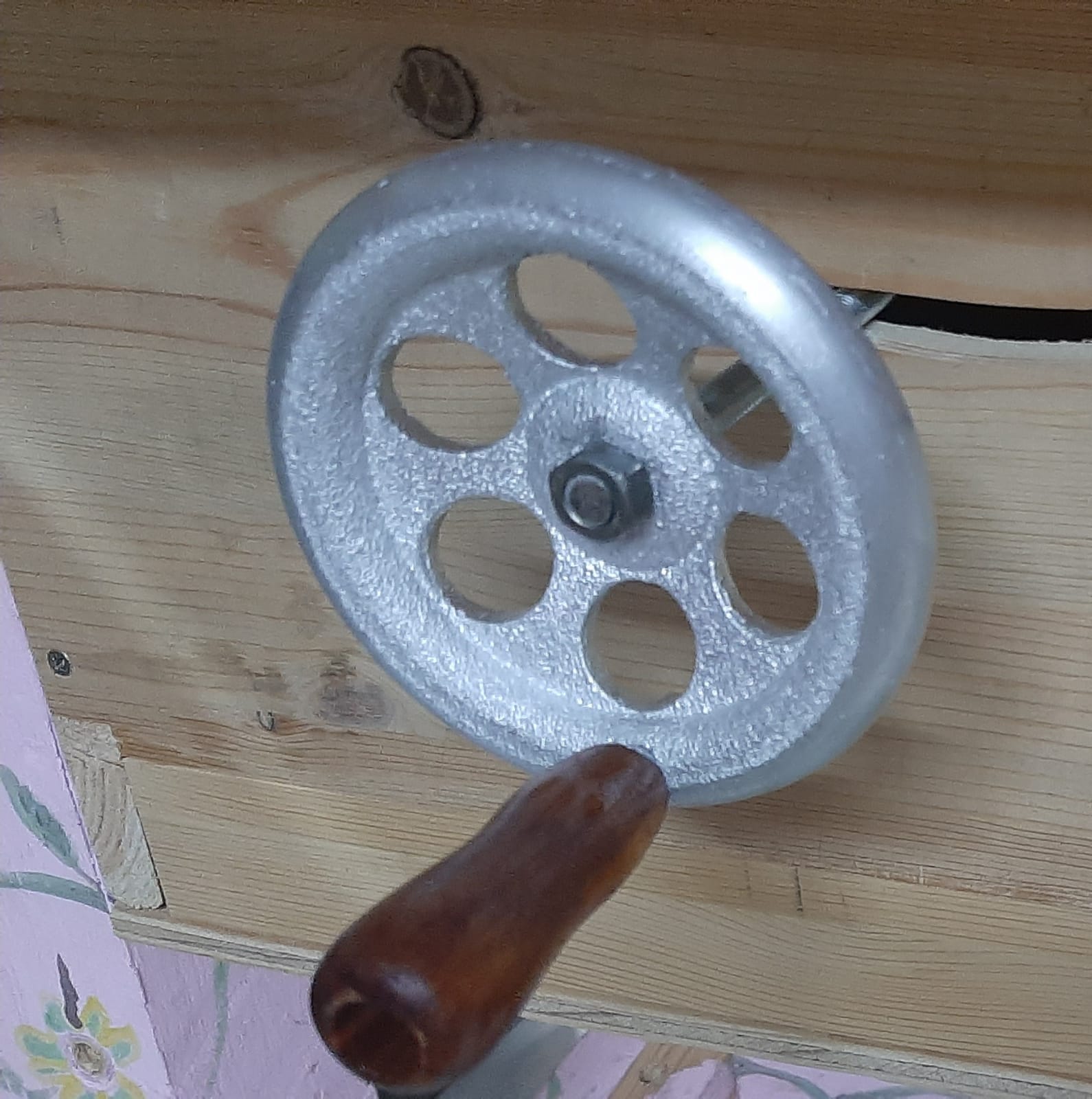 Hand Wheel for Table Saw, Lathe, Drum Sander and other Machines
