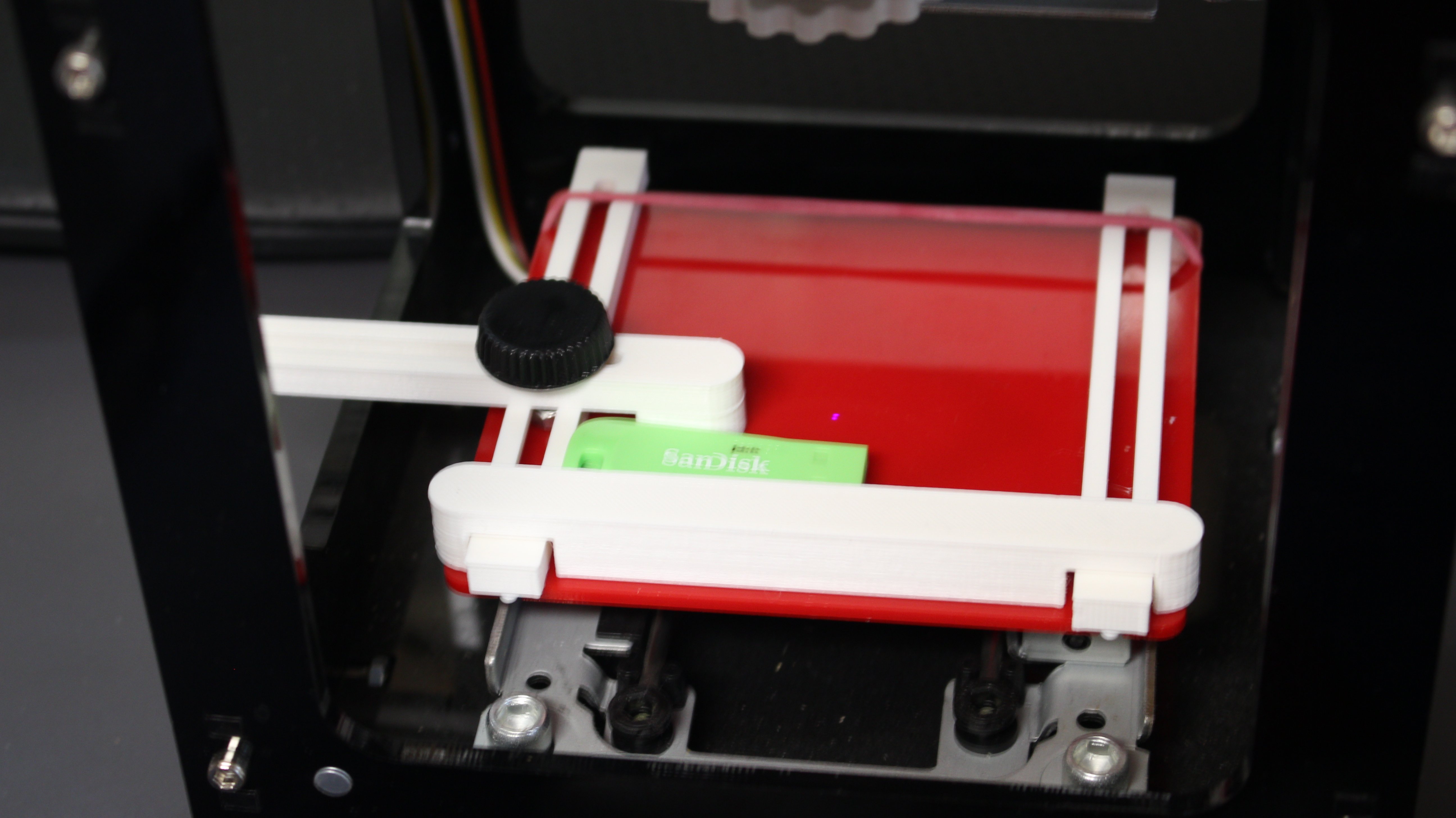 2020.06 - Neje DK-8-KZ - clamping device / Spannvorrichtung