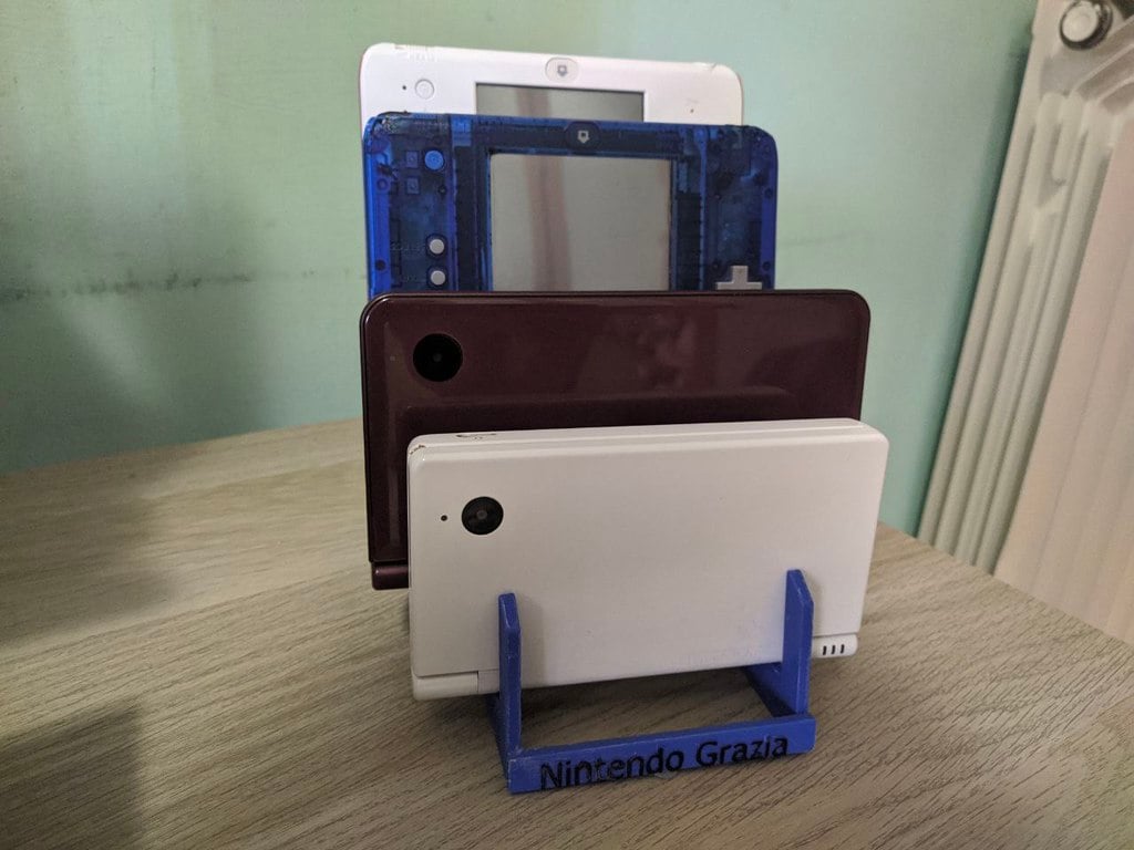 Nintendo DS/3DS Stand