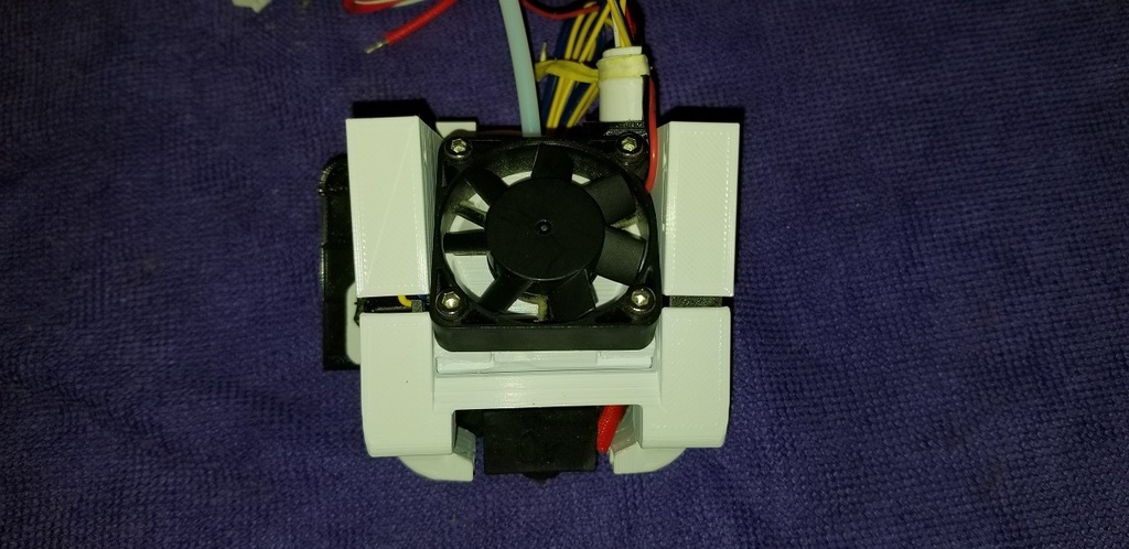 Hero Me Fan duct Version Gee (flip down to allow Bowden coupler access) for Ender 3 