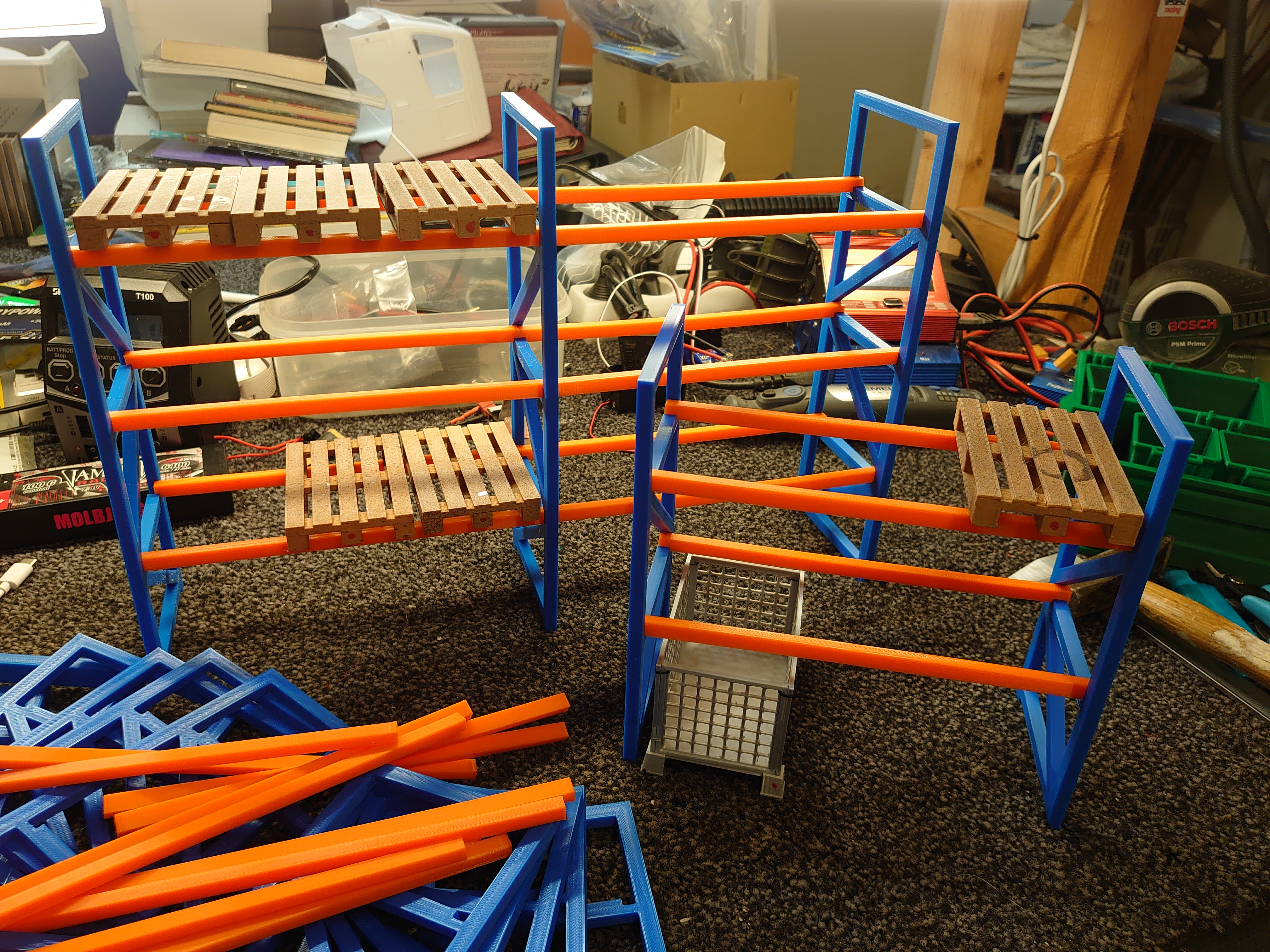 scale pallet racking