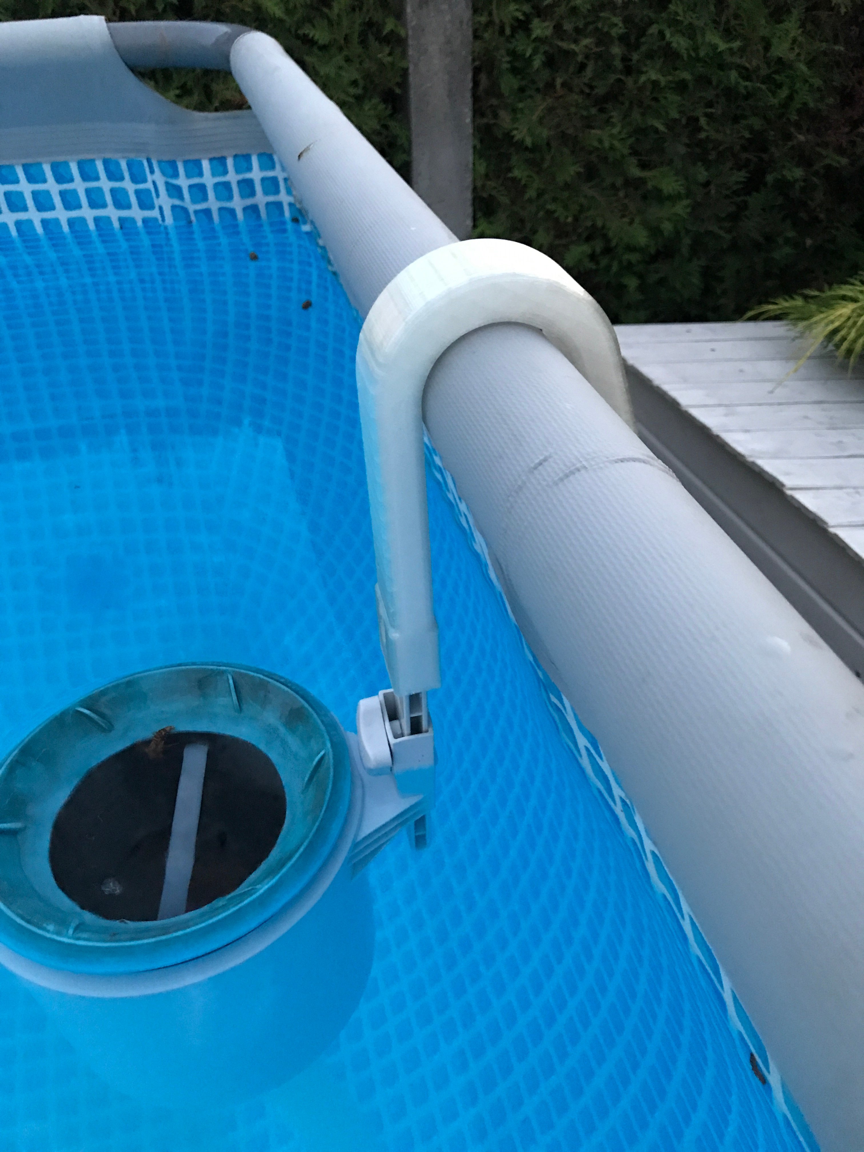 Intex skimmer arm for frame pools