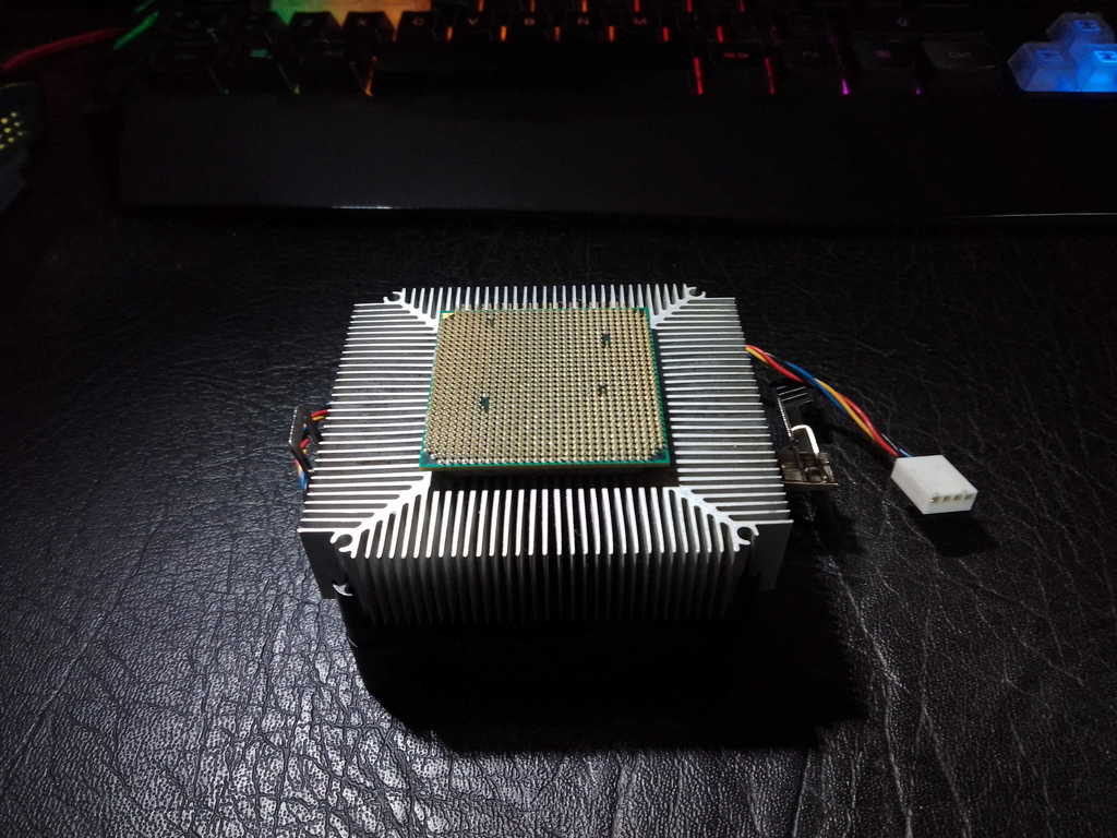 CPU stuck to the cooler - AMD CPU Extractor