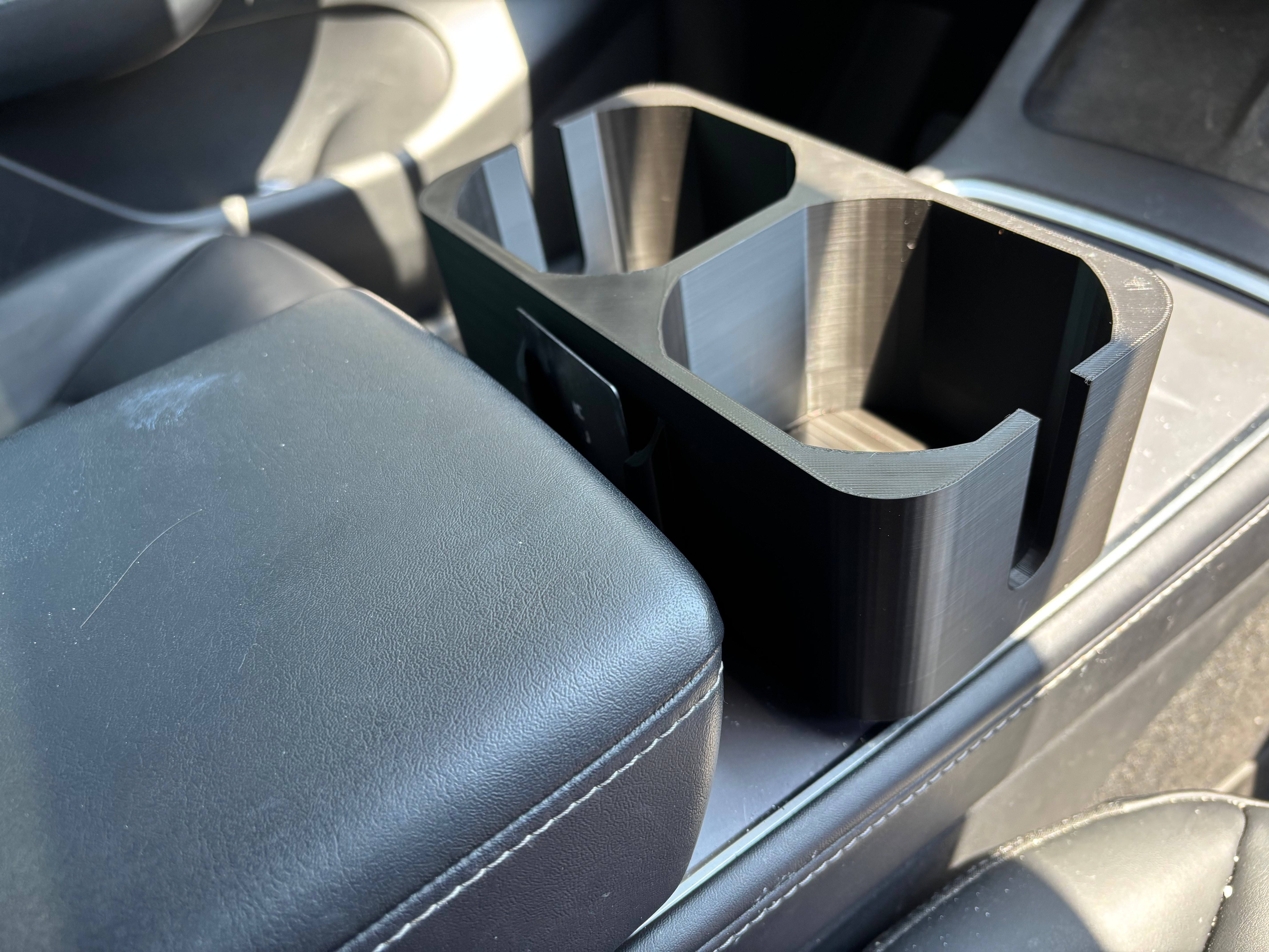 Tesla Cup Holder Mason Jar and Yeti water bottle