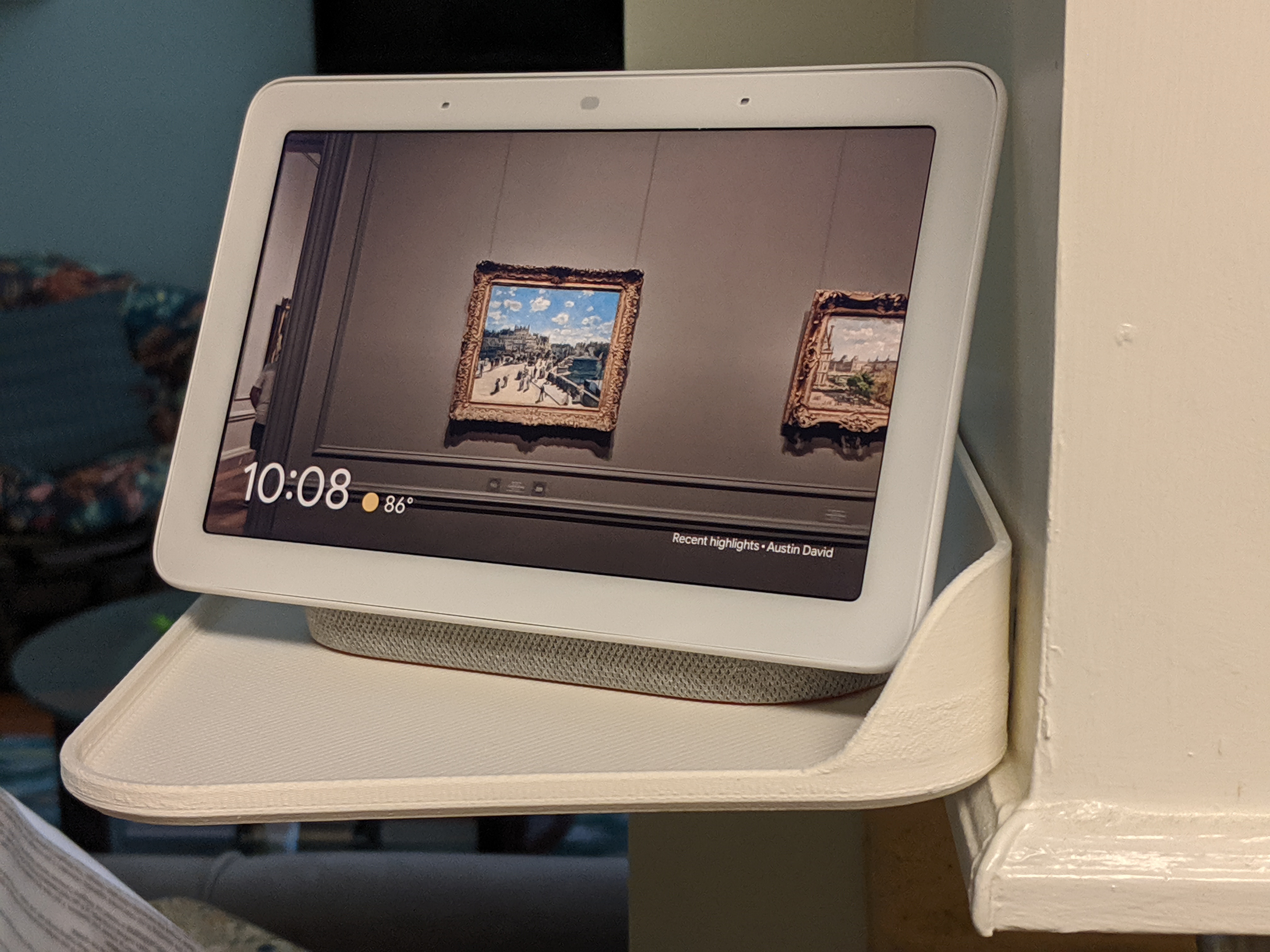 Google Home Hub shelf