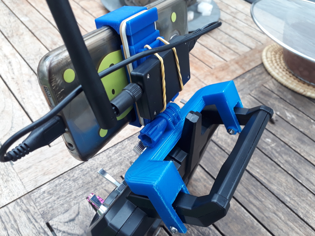 GoPro phone holder with extra space (e.g. for FPV receiver)
