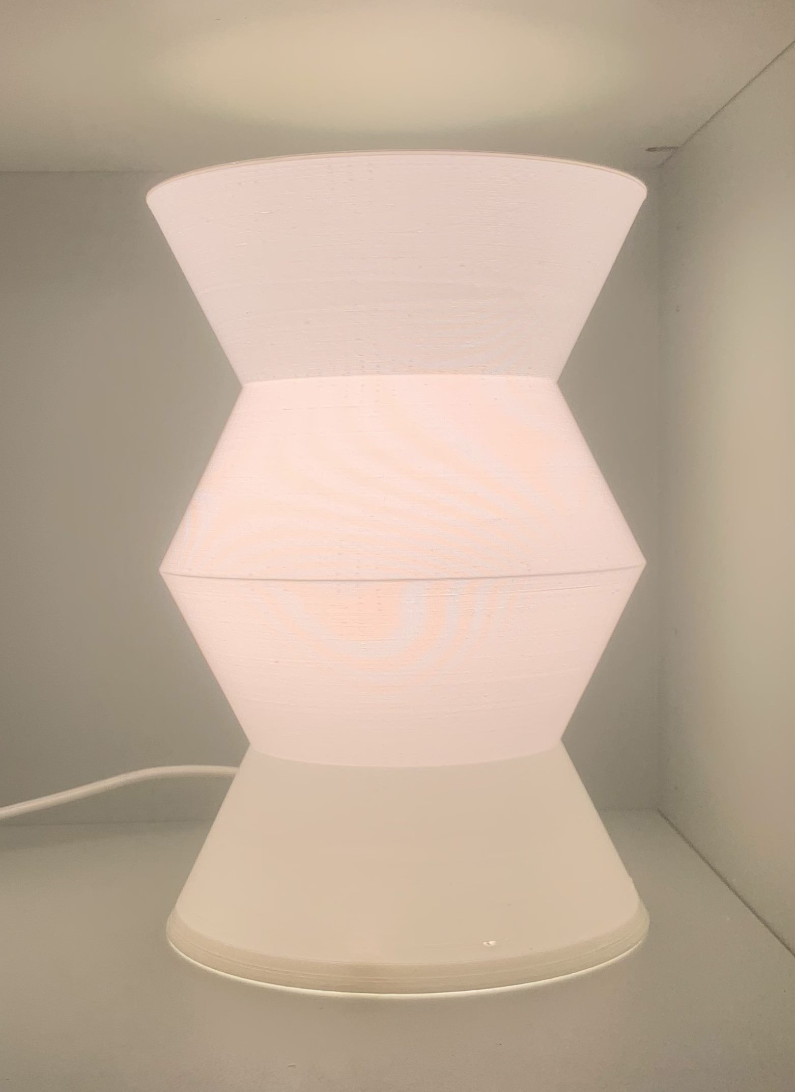 desklamp based on an Elbro E27 8921-02 provisional lamp holder