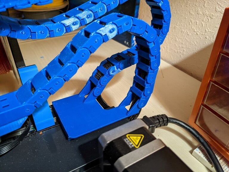 Ender 3 v2 (no support) attachment for bed and Z chains