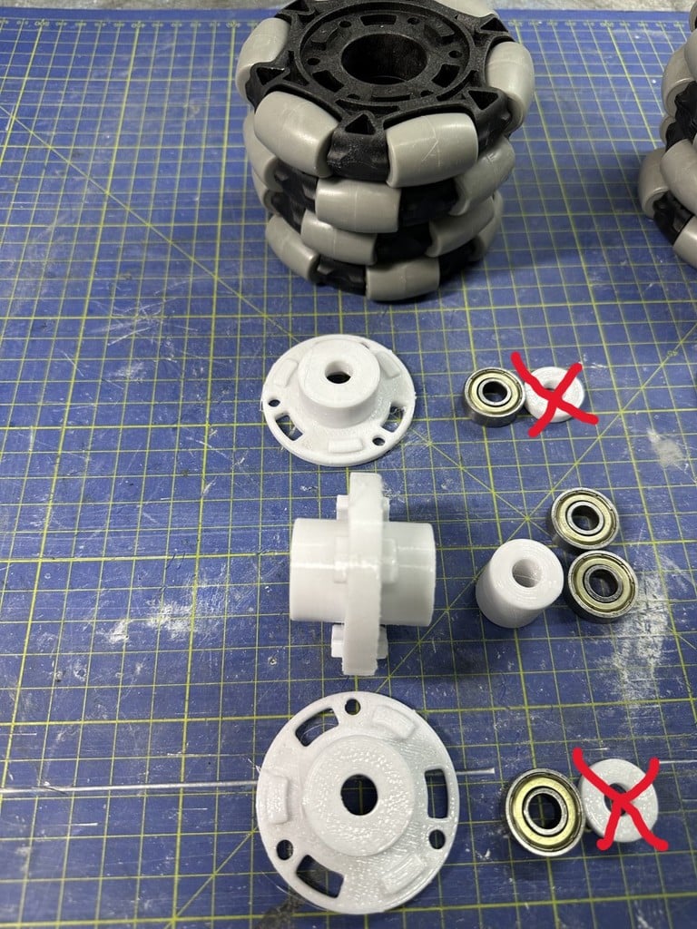 R2D2 Centre Foot Vex wheel and bearing mod