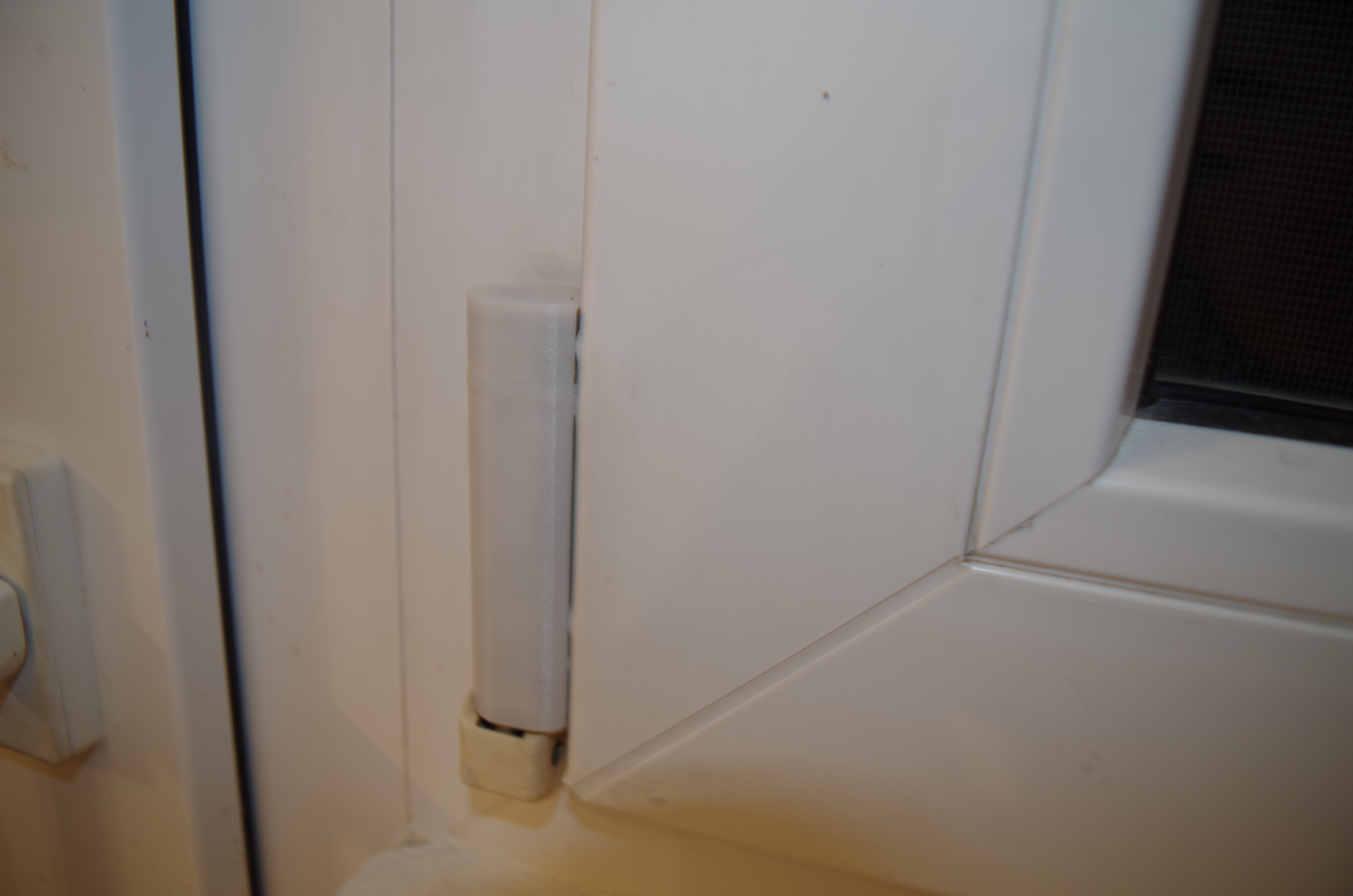 Window hinge cover
