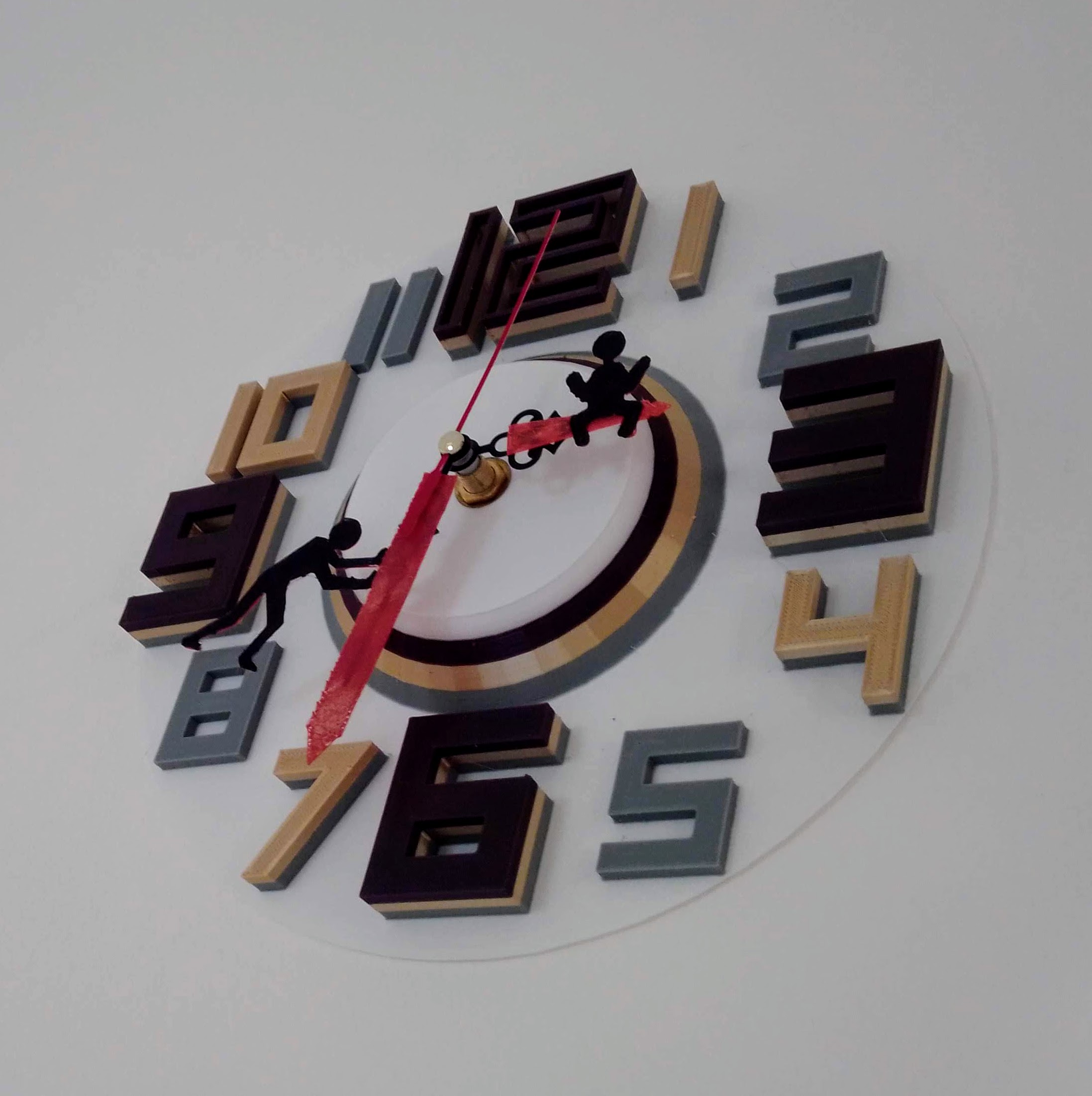 1 Extruder colorful modern wall clock