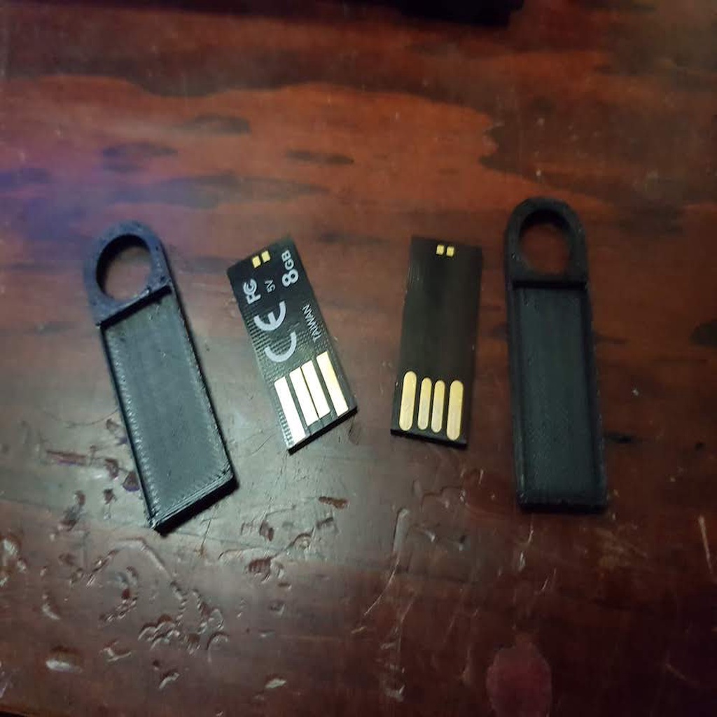 USB Flash Drive Replacement Case