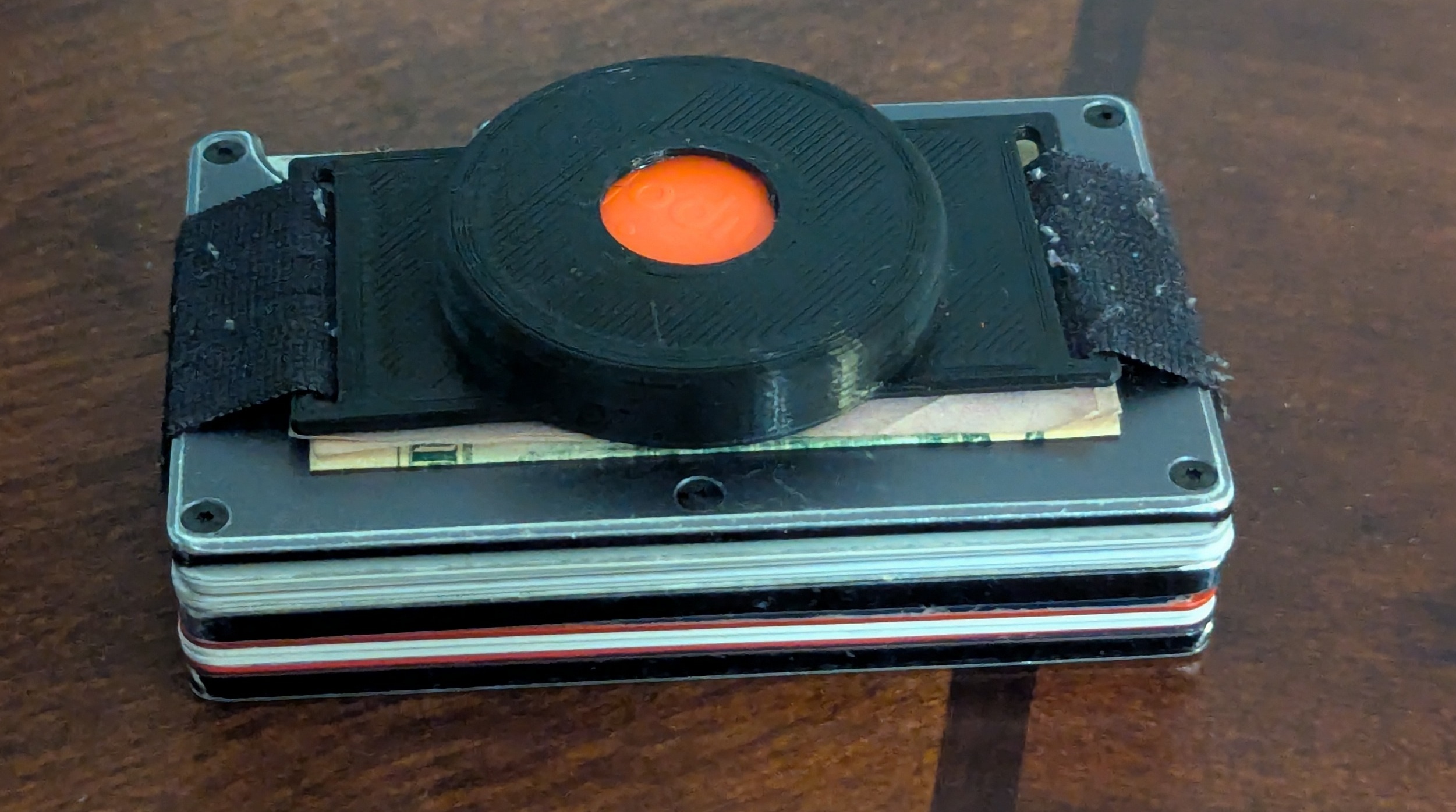 Ridge Wallet Clip for Chipolo Pop